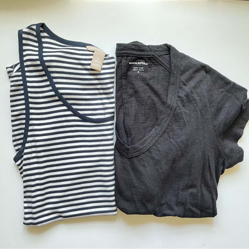 Banana Republic Short Sleeve Bundle x2
